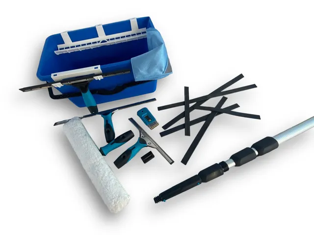 kibros-hyper-pro-kit-laveur-vitres-seau-18-l-3-raclettes image 1