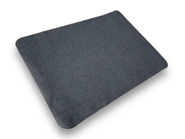 kibros-tapis-pare-feu-plancha-antiglisse-tanche-terrasse image 1