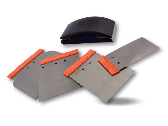 kibros-travaux-de-peinture-4-couteaux-carrossier-cale-acier image 1